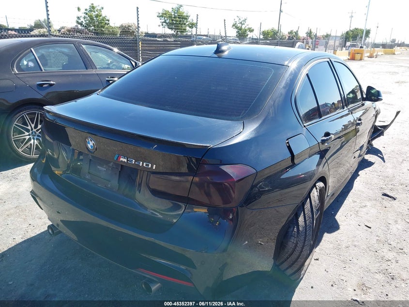 2018 BMW 3er VIN WBA8B3C55JK385077 IAAI salvage auction — FRONT END, Salvage Title, sold $7,850 on 2026-08-13 (photo 4)