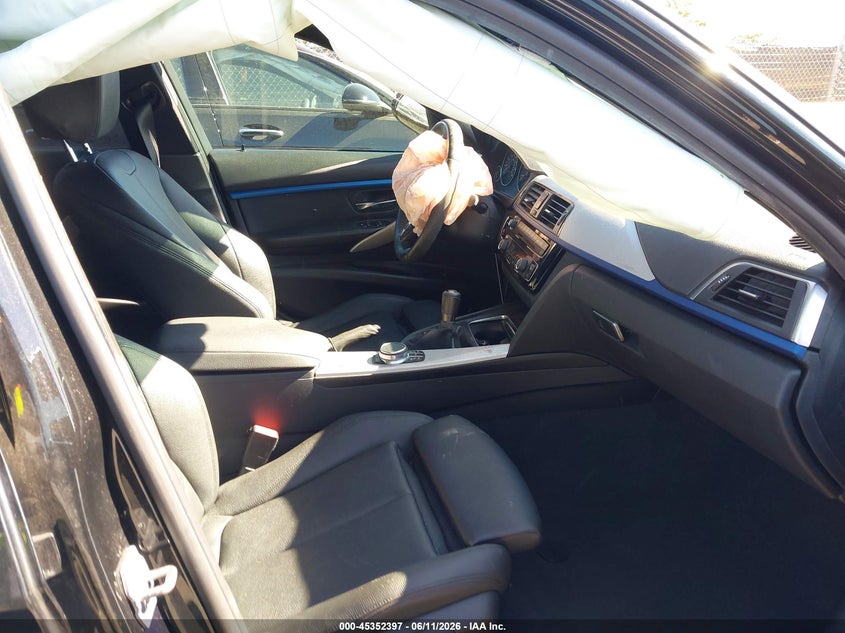 2018 BMW 3er VIN WBA8B3C55JK385077 IAAI salvage auction — FRONT END, Salvage Title, sold $7,850 on 2026-08-13 (photo 5)