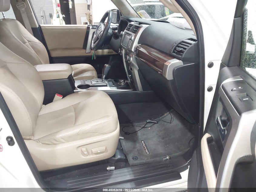 2016 Toyota 4runner VIN JTEBU5JR5G5322715 IAAI salvage auction — FRONT END, Salvage Title, sold $17,000 on 2026-07-15 (photo 5)