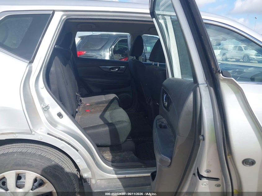 2017 Nissan Rogue VIN KNMAT2MT2HP558026 IAAI salvage auction — FRONT END, Salvage (Texas), sold $800 on 2026-07-16 (photo 8)