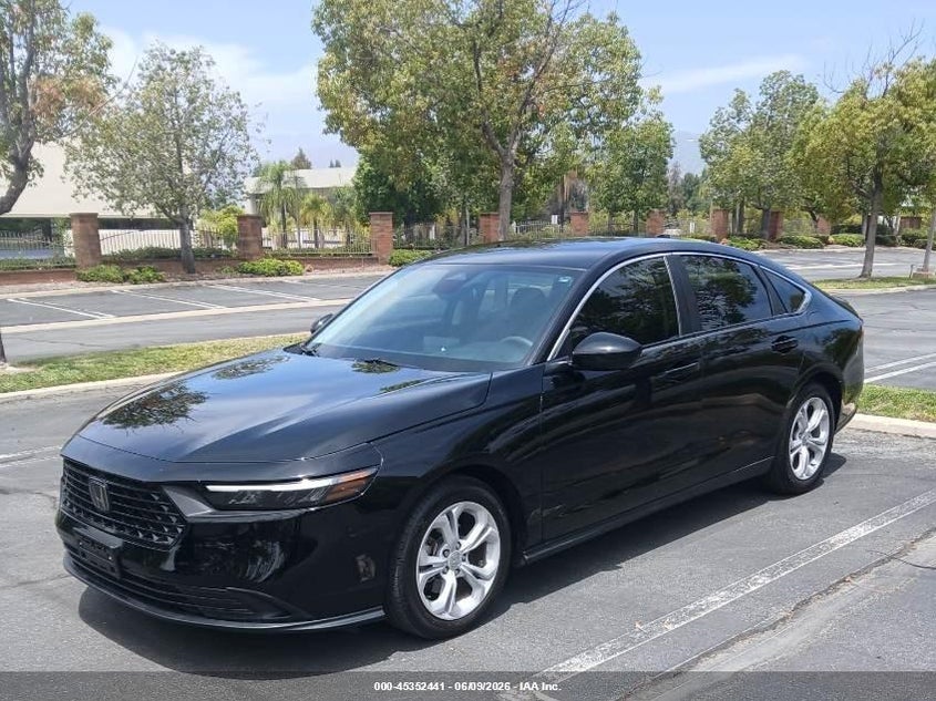 2025 Honda Accord VIN 1HGCY1F25SA043767 IAAI salvage auction — NORMAL WEAR, Salvage Title - Dealer (California), sold $18,000 on 2026-07-30 (photo 2)