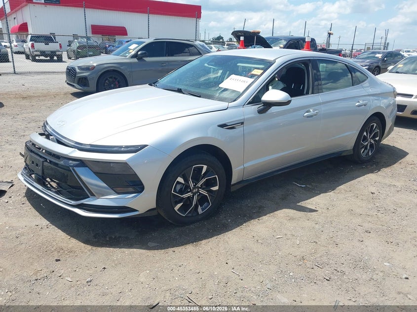 2025 Hyundai Sonata VIN KMHL64JA6SA437584 IAAI salvage auction — RIGHT FRONT, Salvage (Arkansas), sold $6,000 on 2026-07-08 (photo 2)