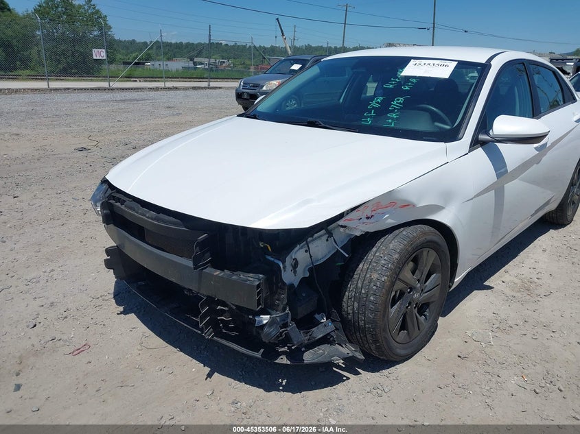 2022 Hyundai Elantra VIN 5NPLM4AG1NH067818 IAAI salvage auction — FRONT END, Salvage (North Carolina), sold $2,550 on 2026-07-17 (photo 6)