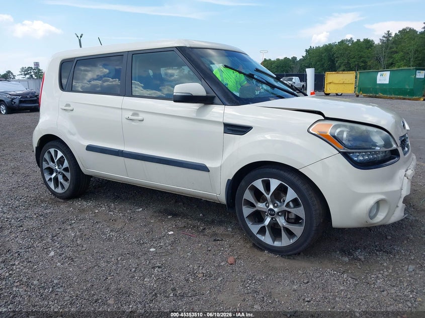 2013 Kia Soul VIN KNDJT2A67D7774561 IAAI salvage auction — LEFT FRONT, Salvage (South Carolina), sold $700 on 2026-07-15 (photo 1)