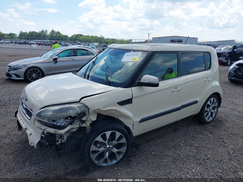 2013 Kia Soul VIN KNDJT2A67D7774561 IAAI salvage auction — LEFT FRONT, Salvage (South Carolina), sold $700 on 2026-07-15 (photo 2)