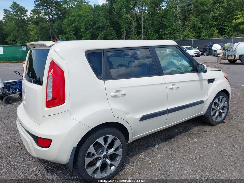 2013 Kia Soul VIN KNDJT2A67D7774561 IAAI salvage auction — LEFT FRONT, Salvage (South Carolina), sold $700 on 2026-07-15 (photo 4)