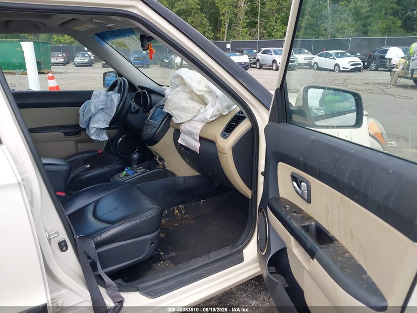 2013 Kia Soul VIN KNDJT2A67D7774561 IAAI salvage auction — LEFT FRONT, Salvage (South Carolina), sold $700 on 2026-07-15 (photo 5)