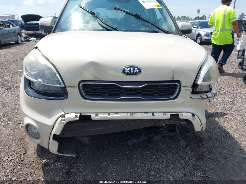 2013 Kia Soul VIN KNDJT2A67D7774561 IAAI salvage auction — LEFT FRONT, Salvage (South Carolina), sold $700 on 2026-07-15 (photo 6)