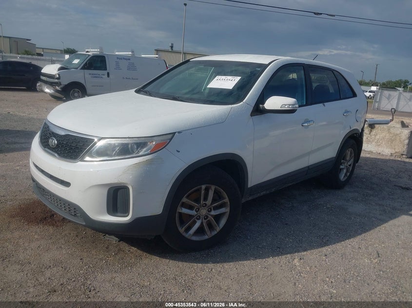 2015 Kia Sorento VIN 5XYKT3A62FG628679 IAAI salvage auction — REAR END, Rebuildable (Florida), sold $975 on 2026-07-07 (photo 2)