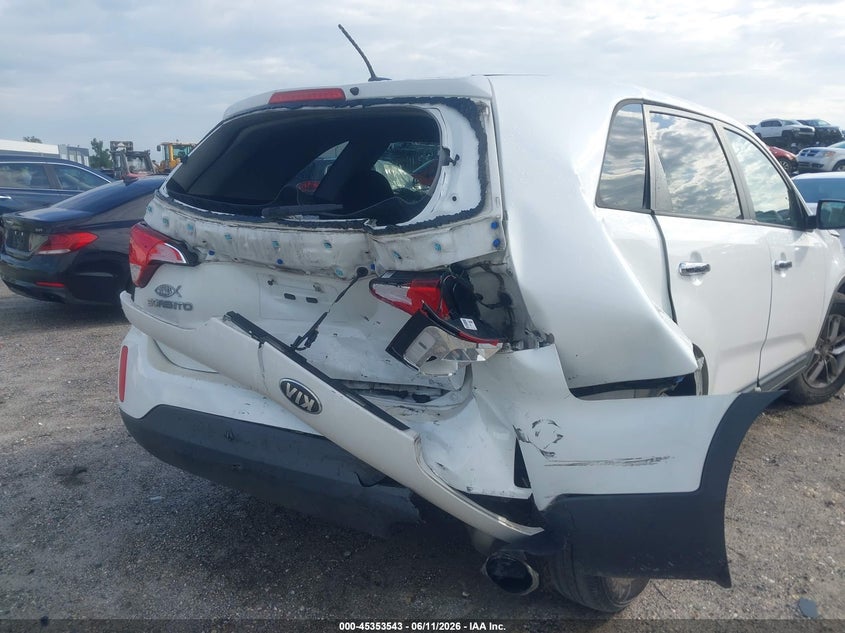 2015 Kia Sorento VIN 5XYKT3A62FG628679 IAAI salvage auction — REAR END, Rebuildable (Florida), sold $975 on 2026-07-07 (photo 6)
