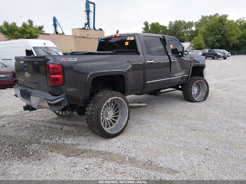 2015 Chevrolet Silverado VIN 1GC1KWE82FF196304 IAAI salvage auction — BIOHAZARD/CHEMICAL, Salvage Title, sold $4,450 on 2026-08-02 (photo 4)