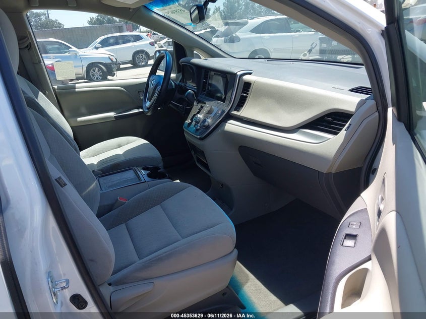 2015 Toyota Sienna VIN 5TDKK3DC5FS631969 IAAI salvage auction — REAR END, Salvage (California), sold $4,000 on 2026-07-15 (photo 5)