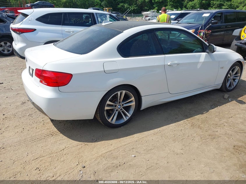 2012 BMW 3er VIN WBAKF5C58CE657385 IAAI salvage auction — FRONT END, Clear (Massachusetts), sold $1,900 on 2026-07-25 (photo 4)