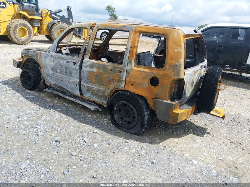 2005 Jeep Liberty (north america) VIN 1J4GL48KX5W614037 IAAI salvage auction — TOTAL BURN, Salvage (West Virginia), sold $50 on 2026-07-19 (photo 3)