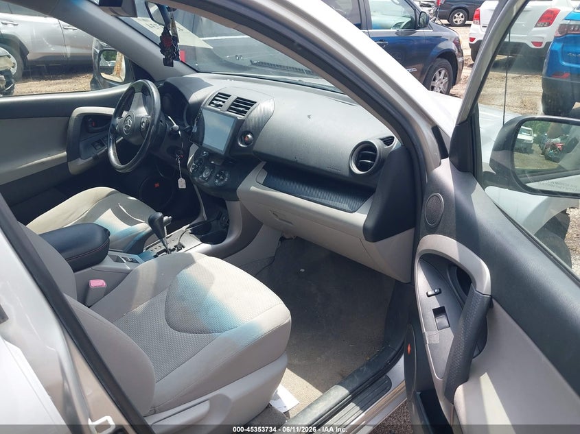 2008 Toyota Rav 4 VIN JTMBD31V985142211 IAAI salvage auction — FRONT END, Salvage (Ohio), sold $1,775 on 2026-07-07 (photo 5)