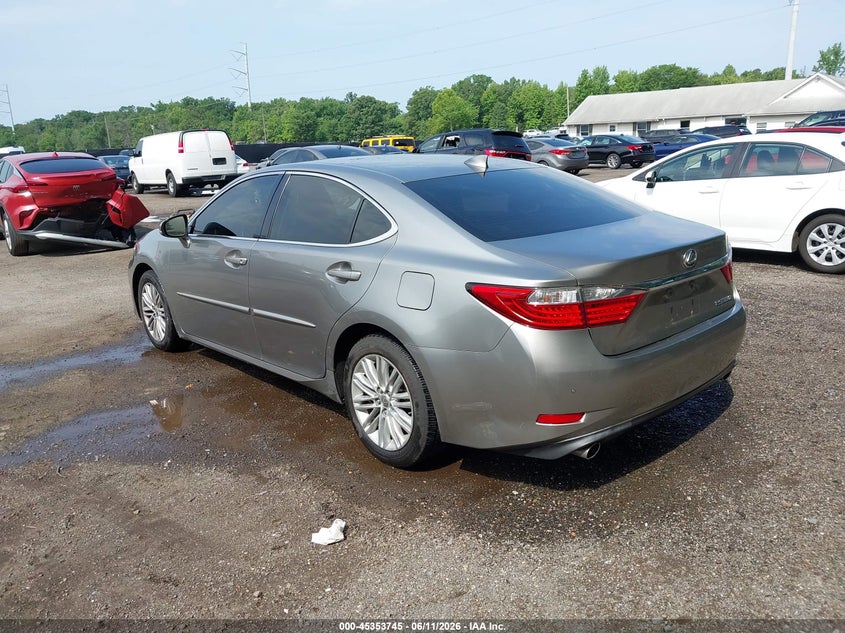 2015 Lexus ES VIN JTHBK1GG9F2165830 IAAI salvage auction — SIDE, Salvage - Greater Than 75% (Maryland), sold $3,650 on 2026-07-11 (photo 3)