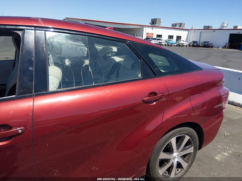 2018 Toyota Mirai VIN JTDBVRBD1JA005332 IAAI salvage auction — SIDE, Clear (Arizona), sold $425 on 2026-07-10 (photo 6)