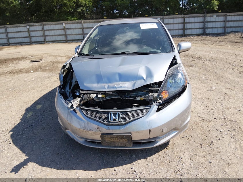 2013 Honda Fit VIN JHMGE8H36DC008233 IAAI salvage auction — FRONT END, Clear (Tennessee), sold $800 on 2026-07-15 (photo 6)