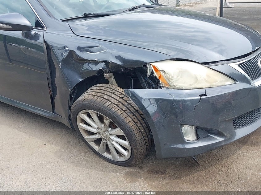 2009 Lexus Is VIN JTHCK262195032210 IAAI salvage auction — RIGHT FRONT, Salvage (Connecticut), sold $750 on 2026-07-09 (photo 6)