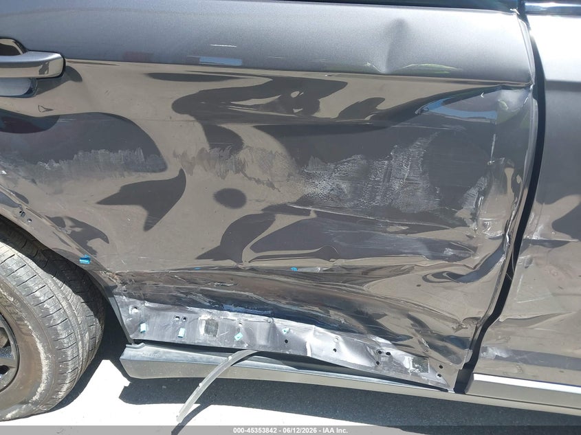 2024 Jeep Grand cherokee VIN 1C4RJKAG3R8564686 IAAI salvage auction — SIDE, Salvage Title, sold $11,300 on 2026-08-22 (photo 6)