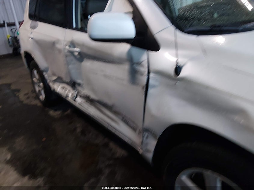 2007 Toyota Rav 4 VIN JTMBK31V075015027 IAAI salvage auction — RIGHT SIDE, Clear (Tennessee), sold $225 on 2026-07-28 (photo 6)
