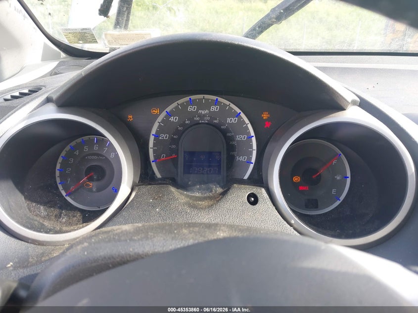2011 Honda Fit VIN JHMGE8H57BC017392 IAAI salvage auction — NORMAL WEAR, Clear (New York), sold $425 on 2026-07-23 (photo 7)