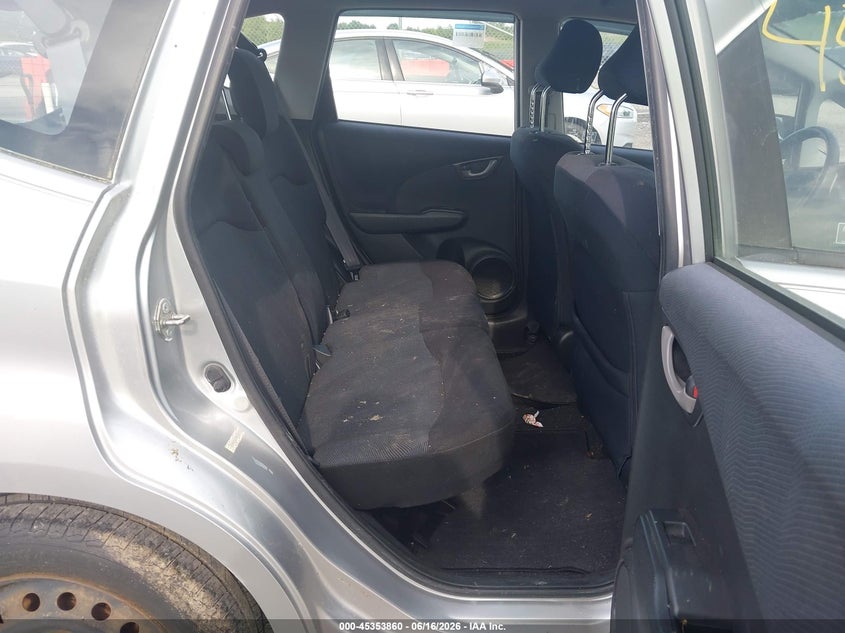 2011 Honda Fit VIN JHMGE8H57BC017392 IAAI salvage auction — NORMAL WEAR, Clear (New York), sold $425 on 2026-07-23 (photo 8)