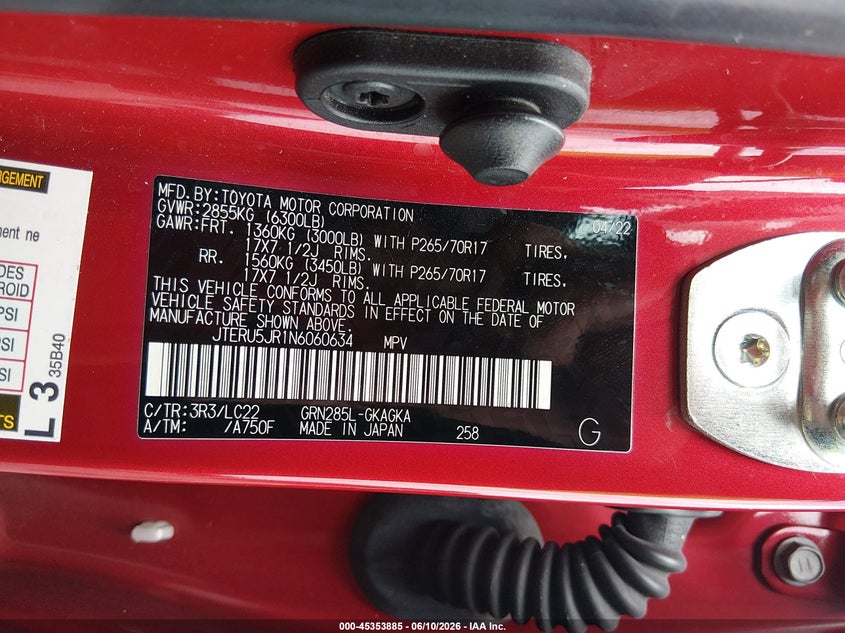 2022 Toyota 4runner VIN JTERU5JR1N6060634 IAAI salvage auction — RIGHT SIDE, Salvage Title, sold $25 on 2026-07-23 (photo 9)