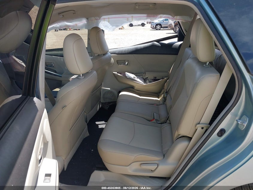 2017 Toyota Prius v VIN JTDZN3EU1HJ063376 IAAI salvage auction — RIGHT SIDE, Salvage (Texas), sold $2,675 on 2026-07-06 (photo 8)