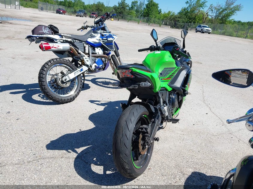 2023 Kawasaki Ninja VIN ML5EXEP12PDAA0297 IAAI salvage auction — FRONT END, Junk Bill Of Sale Mv2459 (Wisconsin), sold $25 on 2026-07-21 (photo 4)