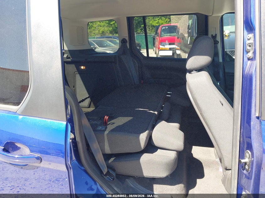 2016 Ford Transit connect VIN NM0AE8FX2G1281180 IAAI salvage auction — NORMAL WEAR, Sf97 (Kentucky), sold $12,950 on 2026-07-15 (photo 8)