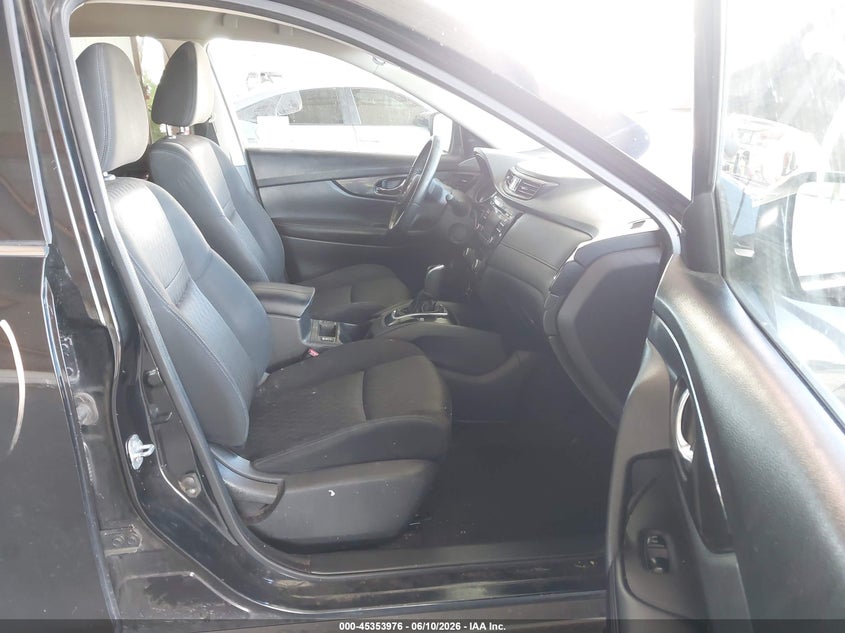 2017 Nissan Rogue VIN KNMAT2MT9HP512371 IAAI salvage auction — LEFT SIDE, Salvage Title, sold $25 on 2026-07-23 (photo 5)