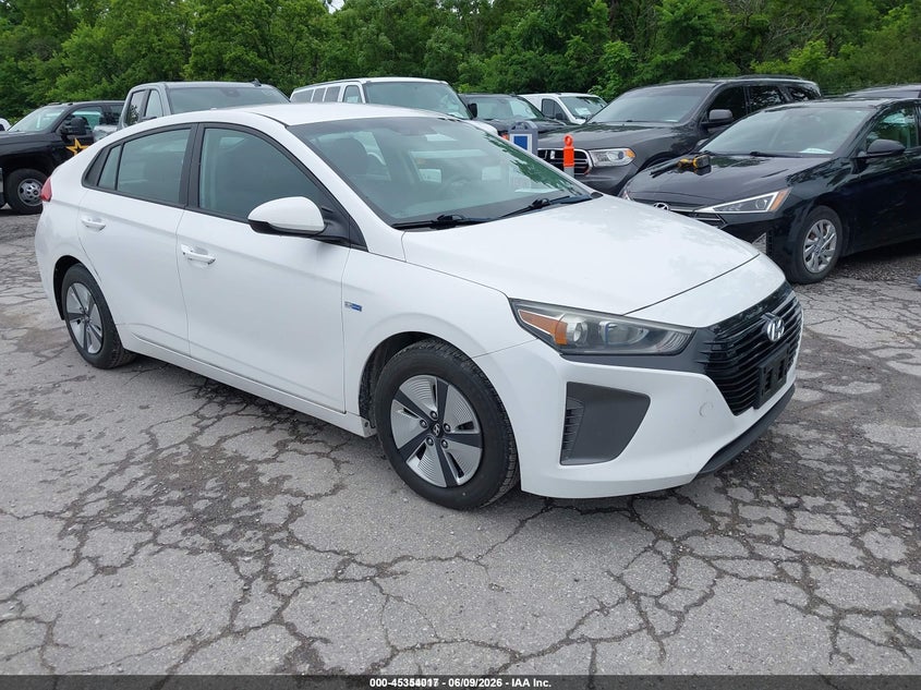 2018 Hyundai Ioniq hybrid VIN KMHC65LC6JU075791 IAAI salvage auction — NORMAL WEAR, Sf97 (Kentucky), sold $11,500 on 2026-07-15 (photo 1)