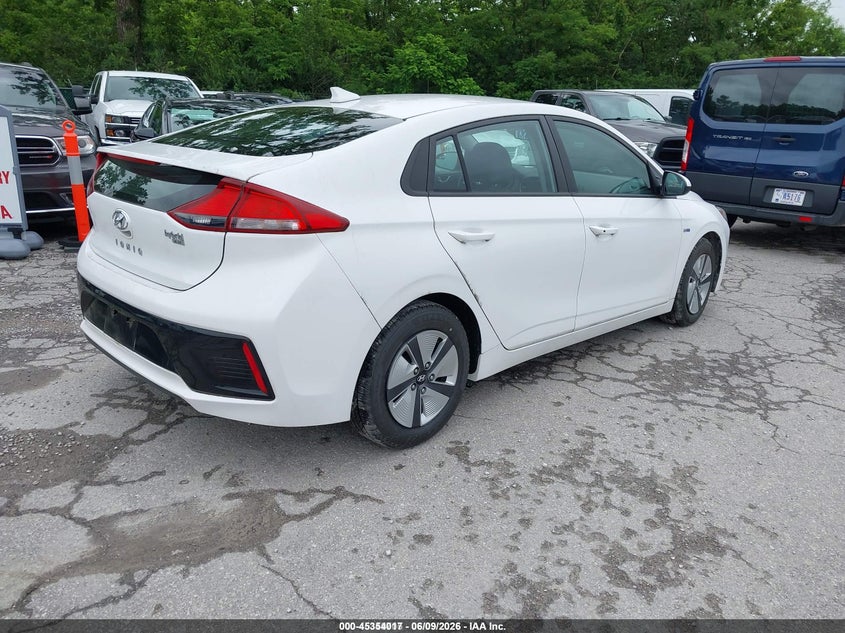 2018 Hyundai Ioniq hybrid VIN KMHC65LC6JU075791 IAAI salvage auction — NORMAL WEAR, Sf97 (Kentucky), sold $11,500 on 2026-07-15 (photo 4)
