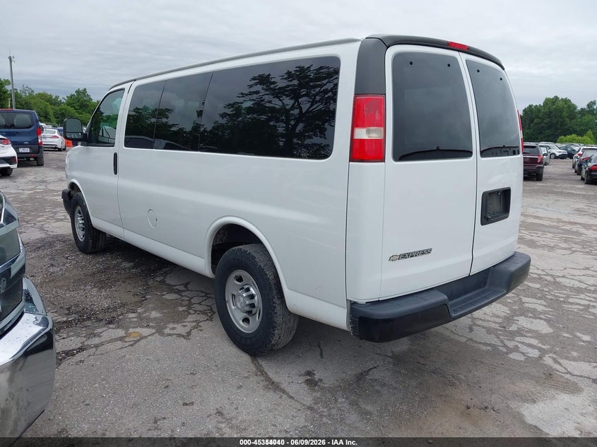 2017 Chevrolet Express 2500 VIN 1GAWGEFF1H1288897 IAAI salvage auction — NORMAL WEAR, Sf97 (Kentucky), sold $16,900 on 2026-07-15 (photo 3)