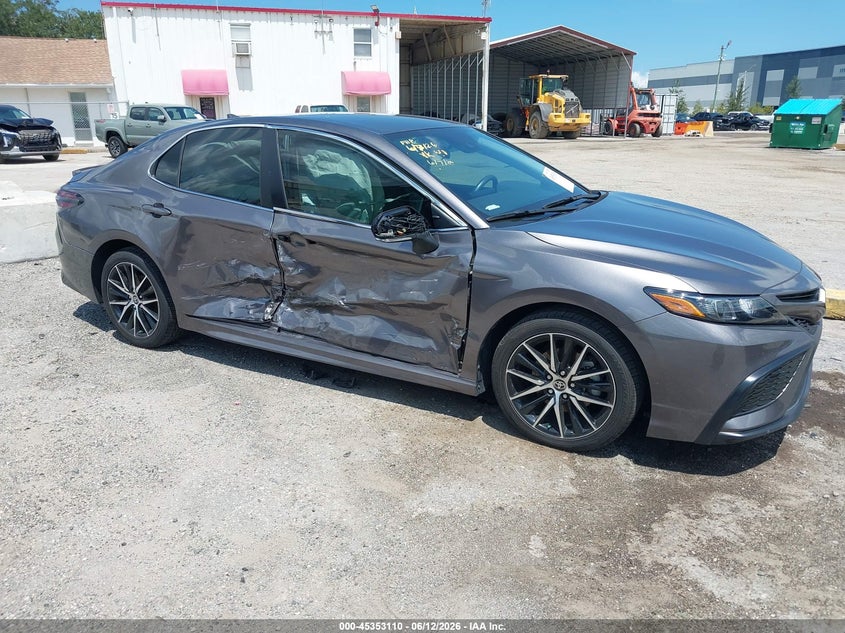 2023 Toyota Camry VIN 4T1G11AK6PU098712 IAAI salvage auction — RIGHT SIDE, Rebuildable (Florida), sold $9,000 on 2026-07-28 (photo 1)