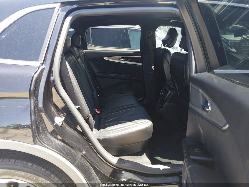 2016 Lincoln Mkx VIN 2LMTJ6KR8GBL55158 IAAI salvage auction — THEFT, Salvage (Kansas), sold $1,600 on 2026-07-12 (photo 8)
