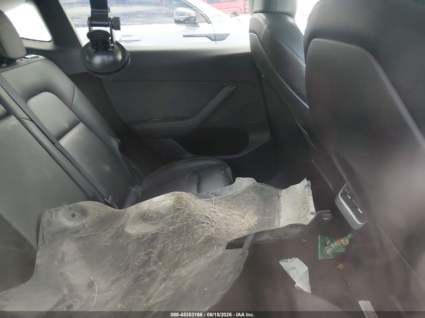 2023 Tesla Model y VIN 7SAYGDEE2PA054115 IAAI salvage auction — SIDE, Wait Title, sold $8,100 on 2026-08-02 (photo 8)