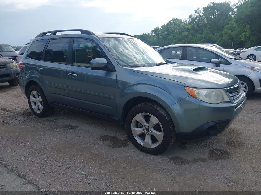 2013 Subaru Forester VIN JF2SHGAC4DH422798 IAAI salvage auction — NORMAL WEAR, Clear (Kansas), sold $700 on 2026-07-22 (photo 1)