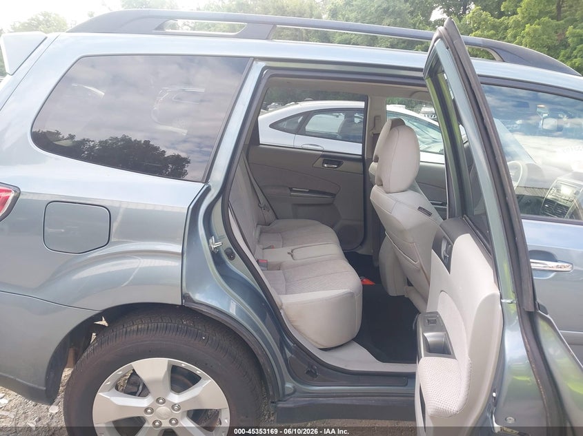2013 Subaru Forester VIN JF2SHGAC4DH422798 IAAI salvage auction — NORMAL WEAR, Clear (Kansas), sold $700 on 2026-07-22 (photo 8)
