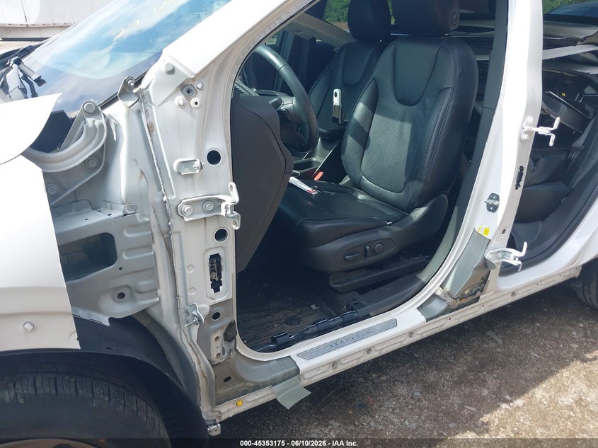 2022 Buick Encore gx VIN KL4MMESL7NB123519 IAAI salvage auction — SIDE, Salvage (Indiana), sold $5,000 on 2026-07-11 (photo 6)