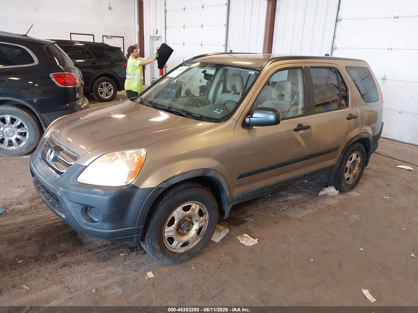 2006 Honda Cr-v VIN JHLRD78596C018334 IAAI salvage auction — NORMAL WEAR, Clear (Michigan), sold $375 on 2026-07-28 (photo 2)