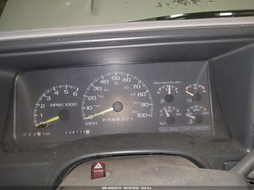 1998 Chevrolet S-10 pickup VIN 2GCEK19R1W1102329 IAAI salvage auction — NORMAL WEAR, Clear (Minnesota), sold $350 on 2026-07-08 (photo 7)