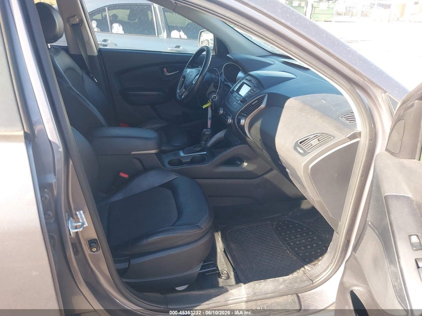 2015 Hyundai Tucson VIN KM8JU3AG8FU019625 IAAI salvage auction — NORMAL WEAR, Salvage Title, sold $825 on 2026-07-30 (photo 5)