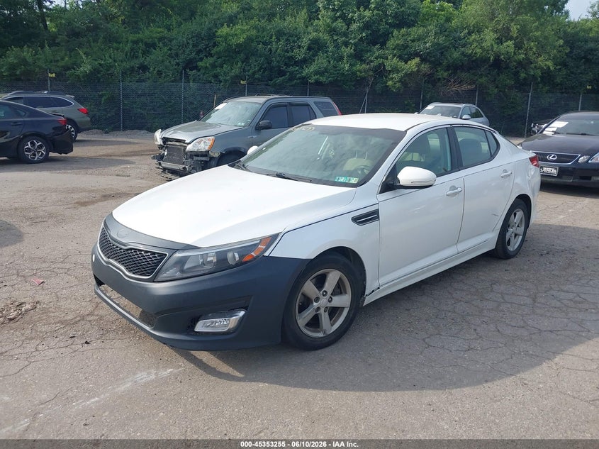 2015 Kia Optima VIN KNAGM4A70F5598735 IAAI salvage auction — NORMAL WEAR, Clear (Pennsylvania), sold $400 on 2026-07-10 (photo 2)