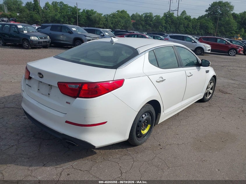 2015 Kia Optima VIN KNAGM4A70F5598735 IAAI salvage auction — NORMAL WEAR, Clear (Pennsylvania), sold $400 on 2026-07-10 (photo 4)