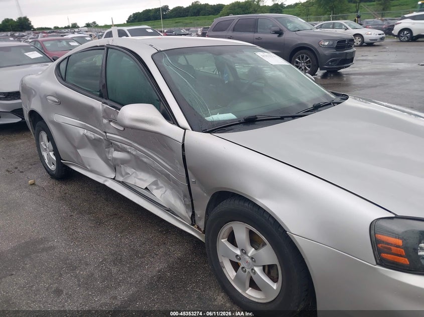 2007 Pontiac Grand prix VIN 2G2WP552671108896 IAAI salvage auction — RIGHT SIDE, Salvage (Iowa), sold $25 on 2026-07-28 (photo 6)