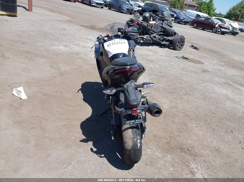 2025 Kawasaki Ninja VIN ML5EXGG16SDA66649 IAAI salvage auction — ALL OVER, Salvage (California), sold $525 on 2026-07-28 (photo 6)