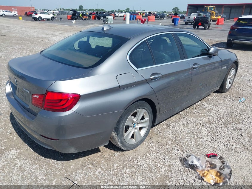 2013 BMW 5er VIN WBAXH5C52DD111933 IAAI salvage auction — UNKNOWN, Salvage (Missouri), sold $425 on 2026-08-04 (photo 4)