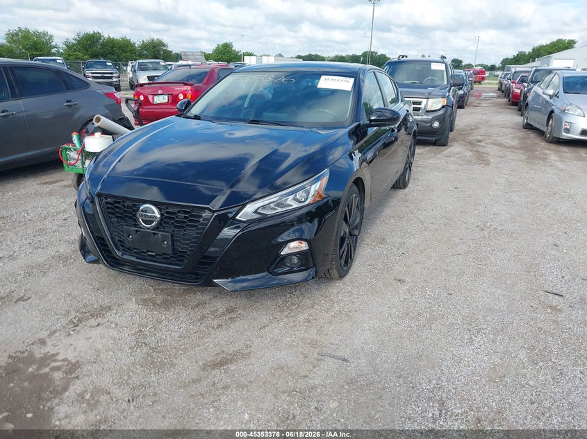 2022 Nissan Altima VIN 1N4BL4CV7NN381683 IAAI salvage auction — HAIL, Wait Title, sold $9,100 on 2026-09-02 (photo 2)